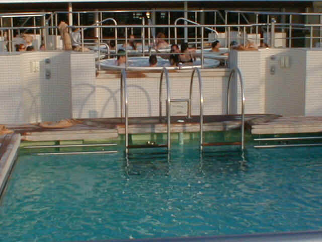 Hottubs.jpg (58448 bytes)