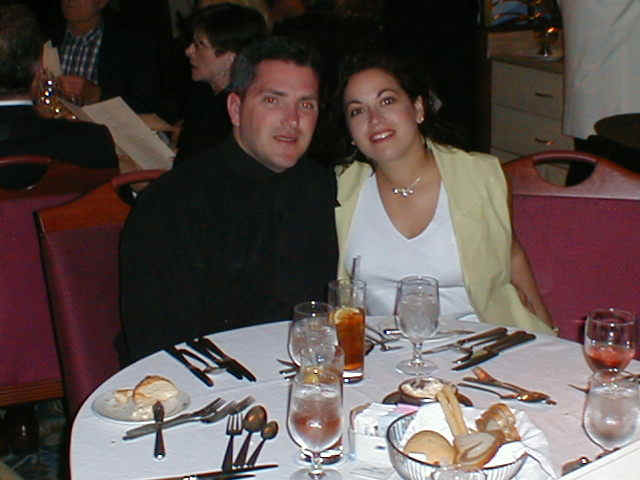 Lori & Pat.jpg (60312 bytes)